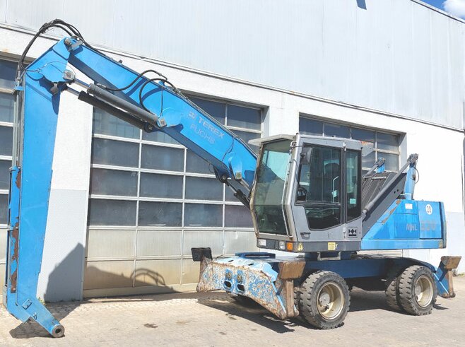 Fuchs MHL320 D