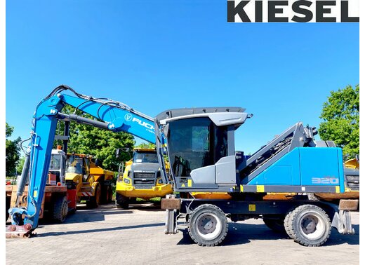 Fuchs MHL320 F