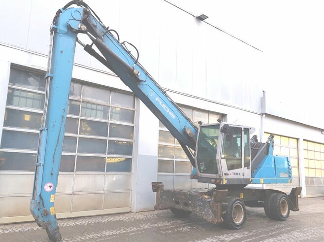 Fuchs MHL335 E