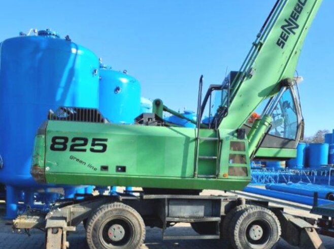 Sennebogen 825