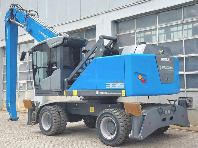 Fuchs MHL335 F