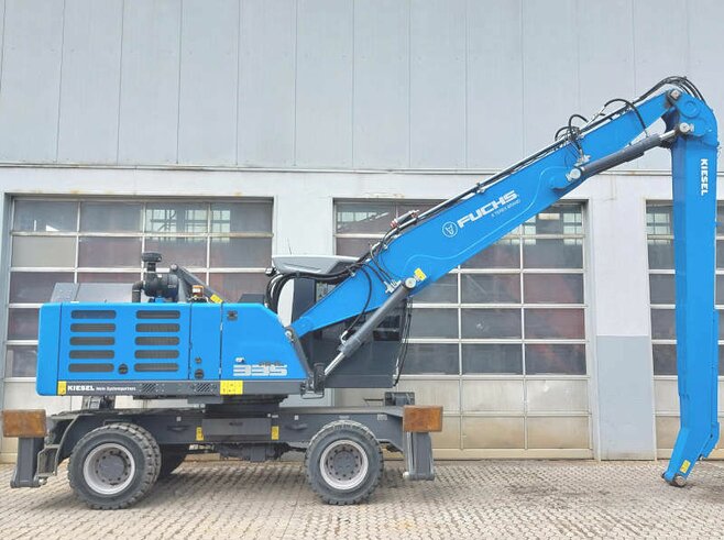Fuchs MHL335 F