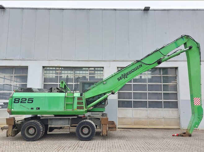 Sennebogen 825