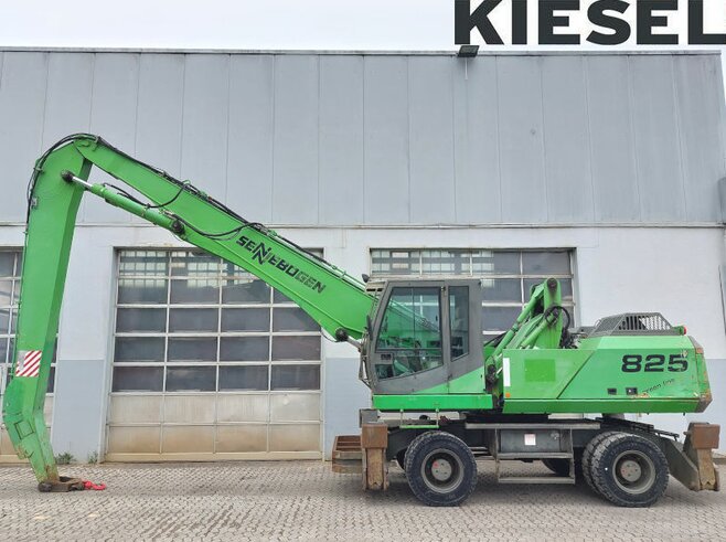 Sennebogen 825