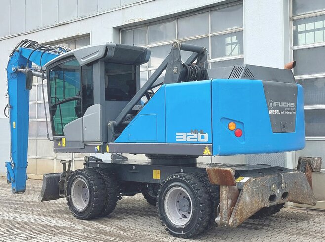 Fuchs MHL320 F