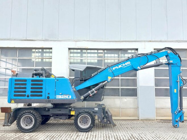 Fuchs MHL320 F