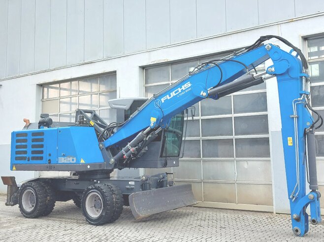 Fuchs MHL320 F