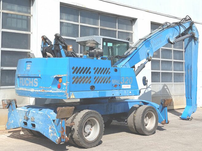 Fuchs MHL320 D