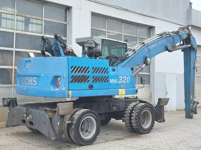 Fuchs MHL320 D