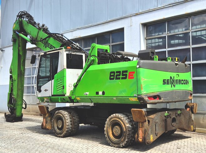 Sennebogen 825E