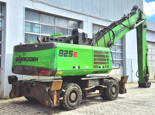 Sennebogen 825E