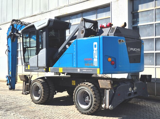 Fuchs MHL320 F