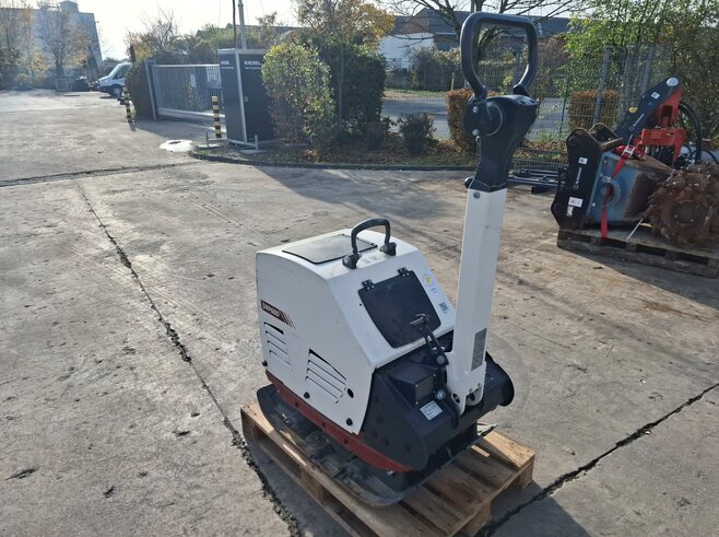 Dynapac Handwalze/Vibrationsplatte DRP60D