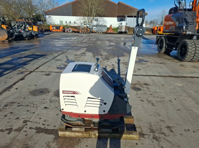 Dynapac Vibrationsplatte DRP60D