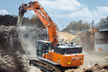 Hitachi  Der Hitachi ZX490-7 Großbagger