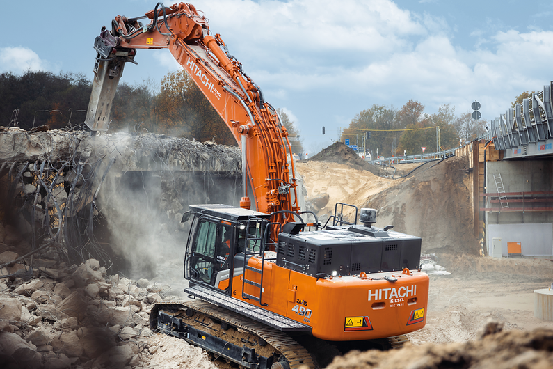 bixia Der Hitachi ZX490-7 Großbagger