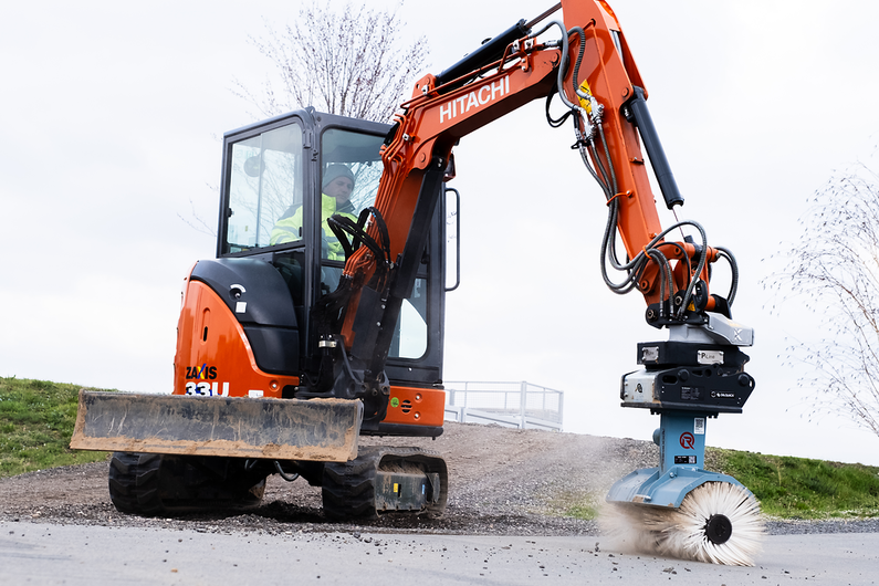 Hitachi  ZX33U-6 MTC