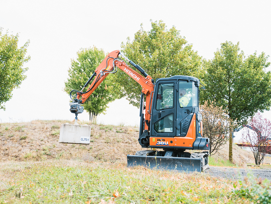 Hitachi  ZX38U-6 MTC