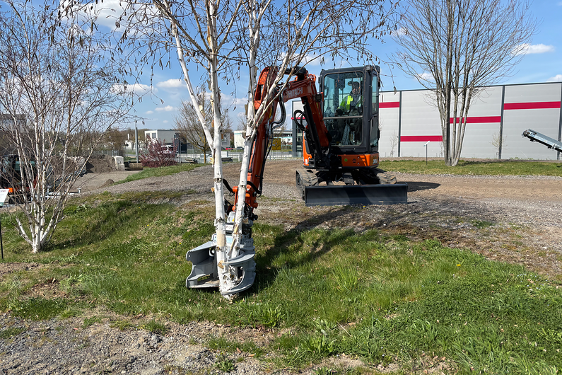 Hitachi  Der Hitachi ZX38U-6 Minibagger