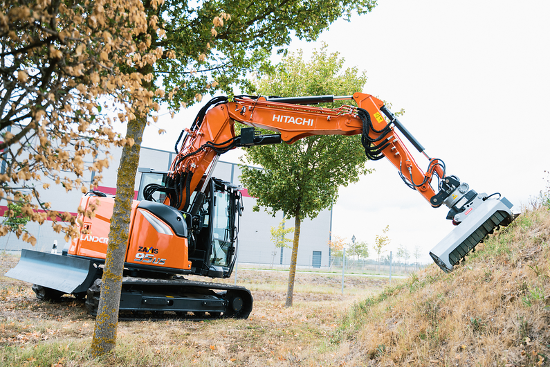 Hitachi  Der Hitachi ZX95US-7 Kompaktbagger