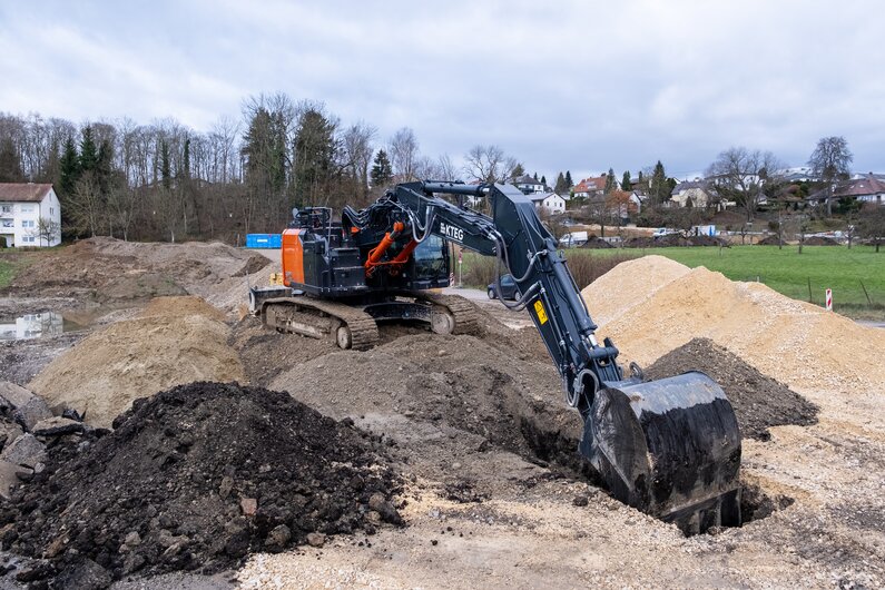 KTEG Der Hitachi ZX375USLC-7 Raupenbagger