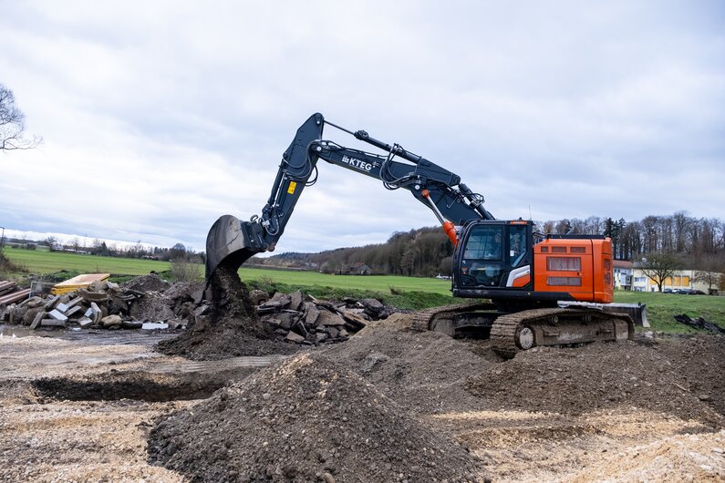 KTEG Der Hitachi ZX375USLC-7 Raupenbagger