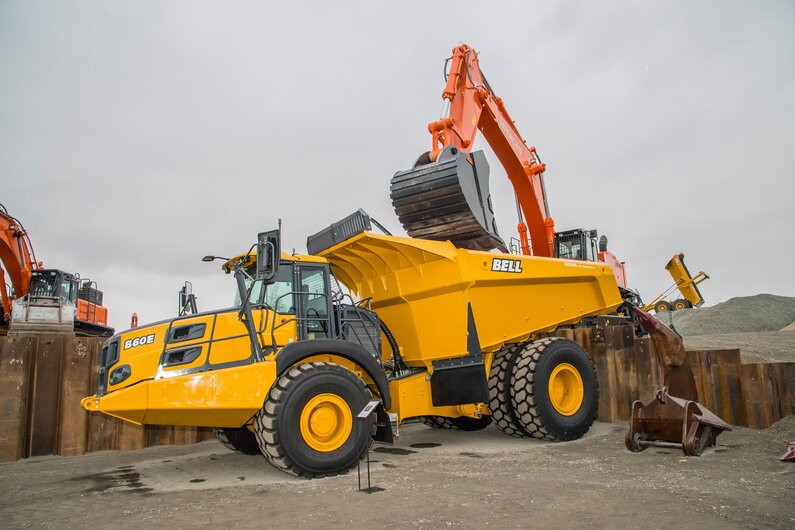 Bell Der Bell B60E Muldenkipper