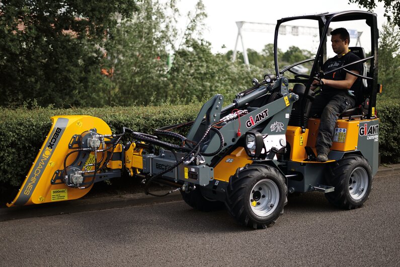 Giant Der Giant G1200 Kompaktradlader