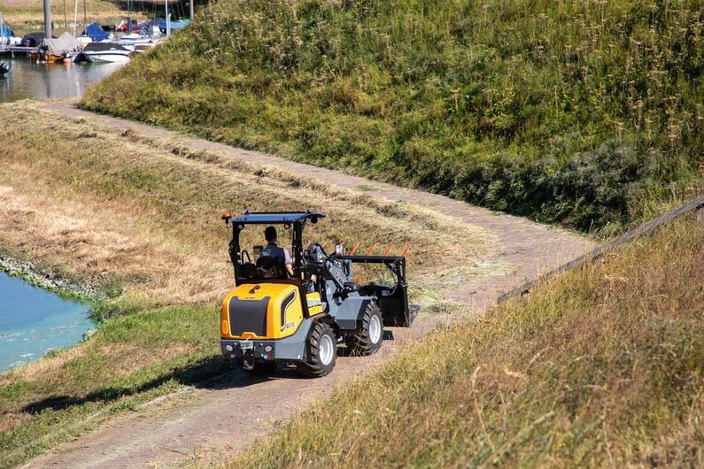 Giant Der Giant G2700E
