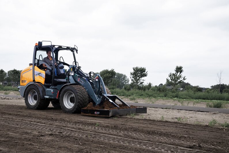 Giant Der Giant G5000