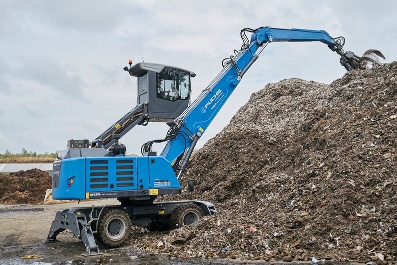 Fuchs Der Fuchs MHL331F Umschlagbagger