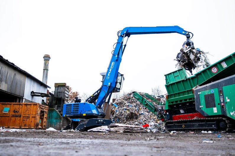 Fuchs Der Fuchs MHL340F Umschlagbagger
