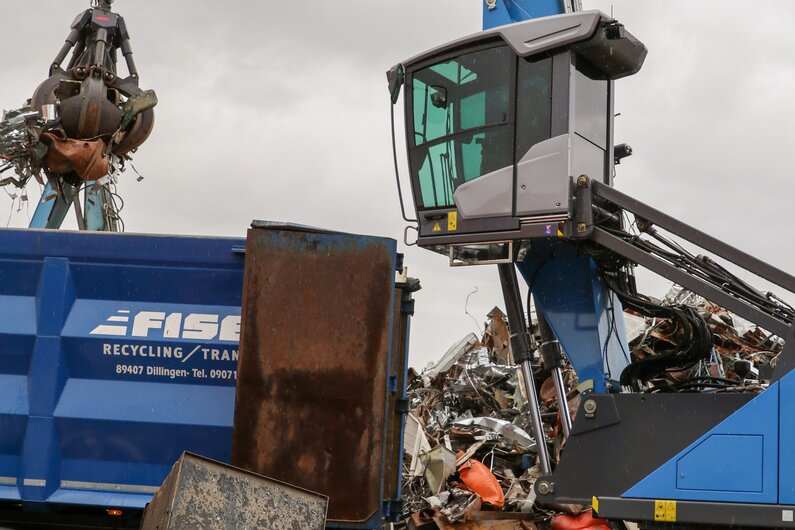 Fuchs Der Fuchs MHL350F Umschlagbagger