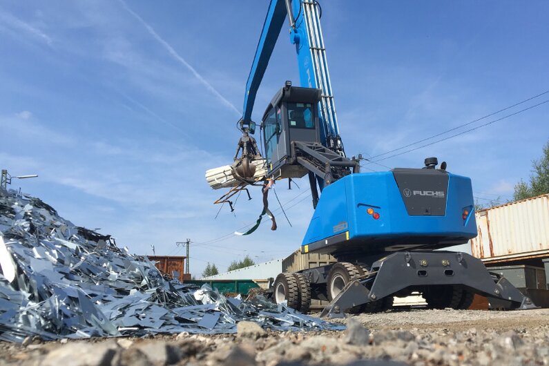 Fuchs Der Fuchs MHL350F Umschlagbagger