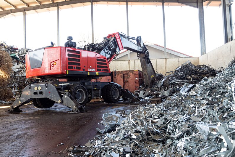 Fuchs Der Fuchs MHL355F Umschlagbagger