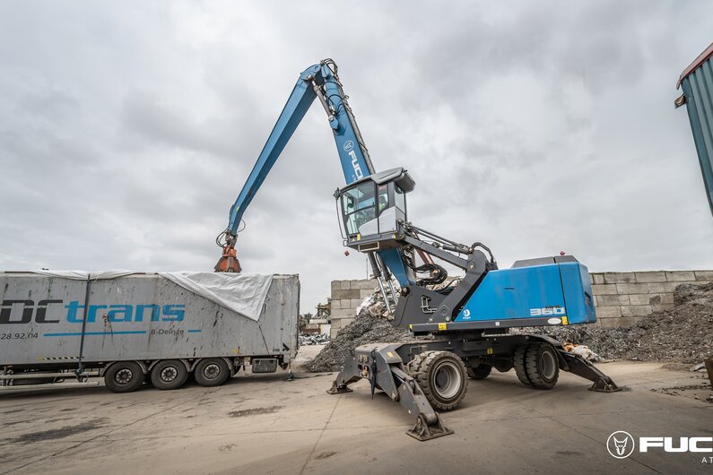 Fuchs Der Fuchs MHL360F Umschlagbagger