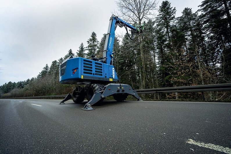 Fuchs MHL420F - Landcleaner
