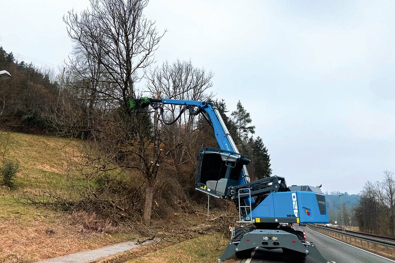 FUCHS MHL420F - Landcleaner