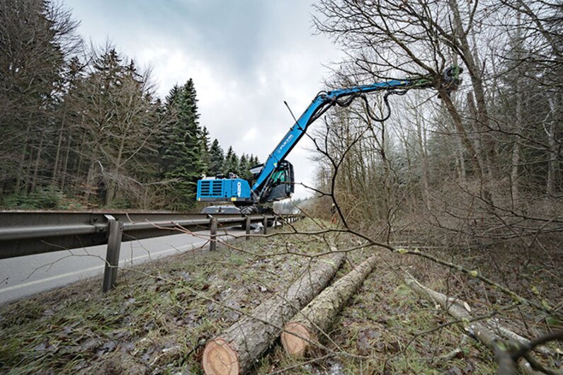 Fuchs MHL420F - Landcleaner