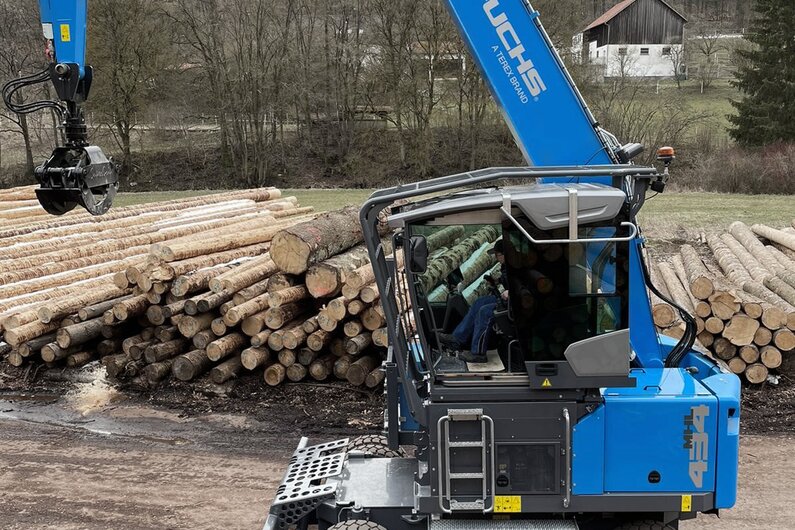 Fuchs MHL434F - Die Holzumschlagmaschine