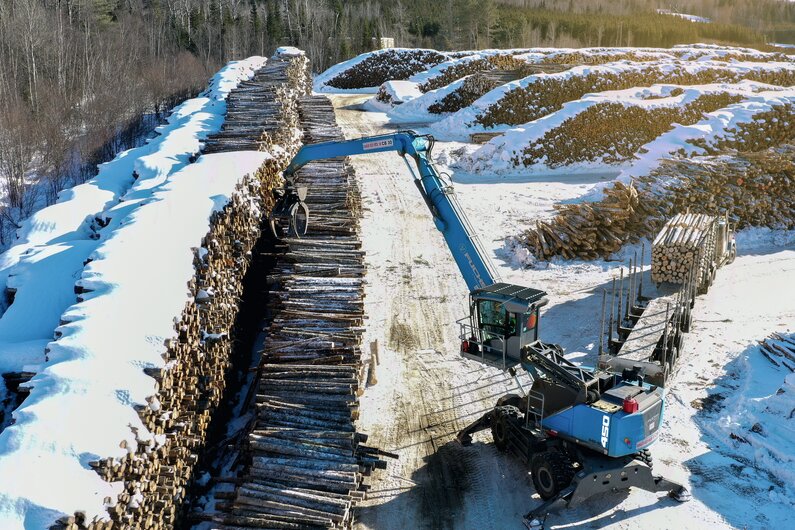 Fuchs MHL450F - Die Holzumschlagmaschine mit Anhängerbetrieb