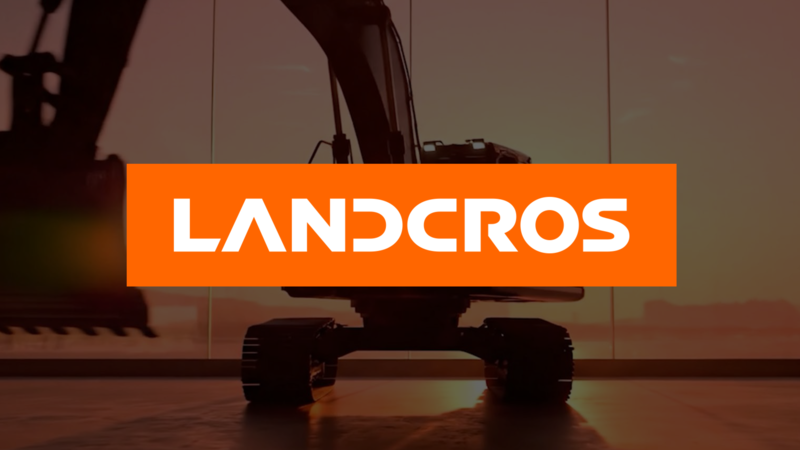 Bild mit Baumaschinen und neuem Name Landcros