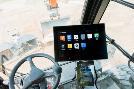Display KTEG CoPilot One